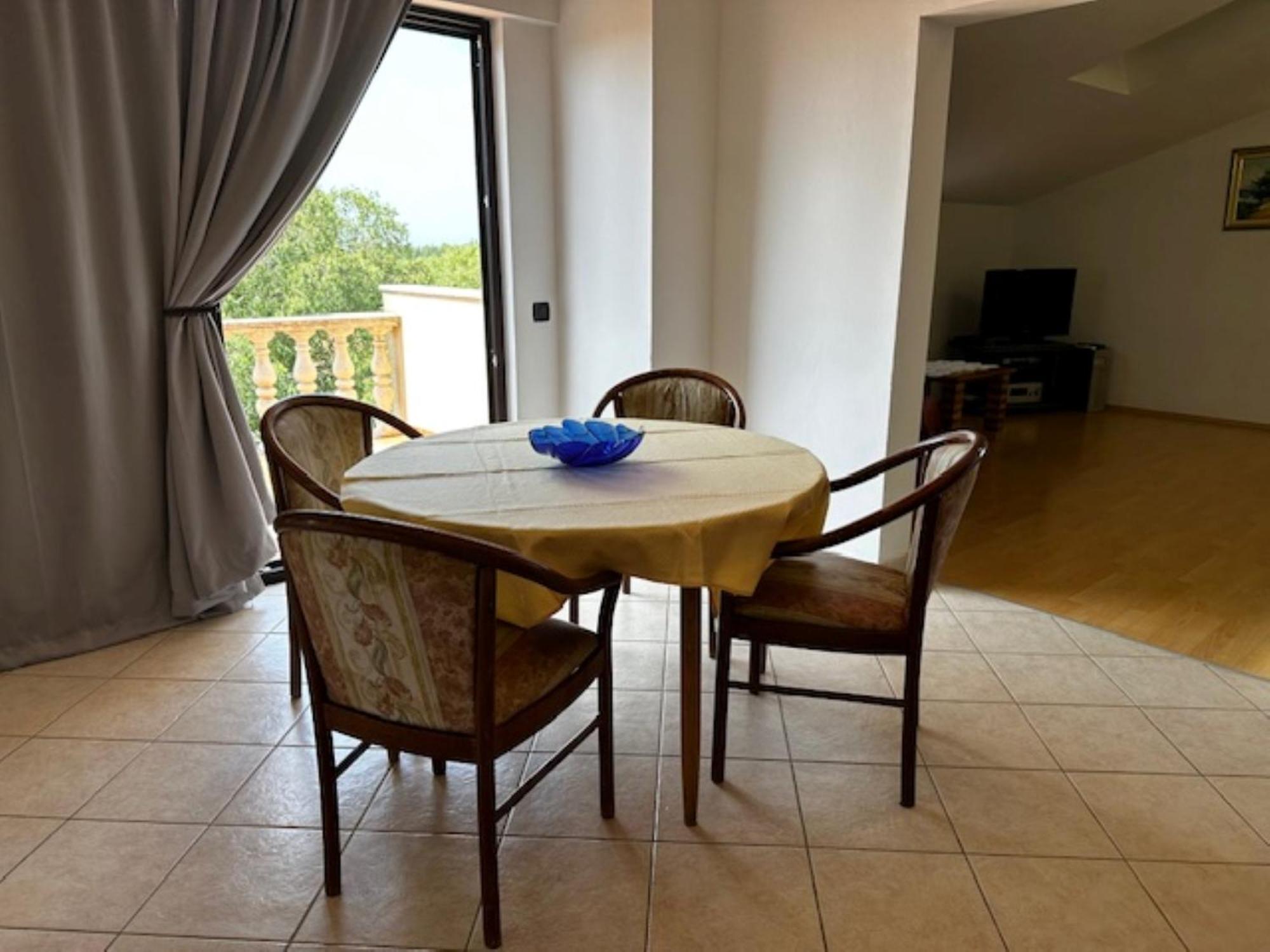 Branko Appartement Mugeba